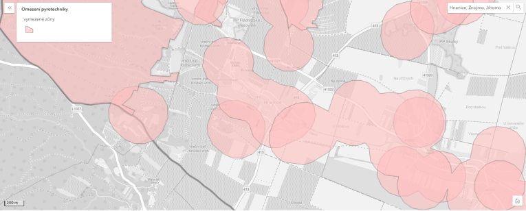 Mapa Hnanic s vyznačením omezení pyrotechniky.